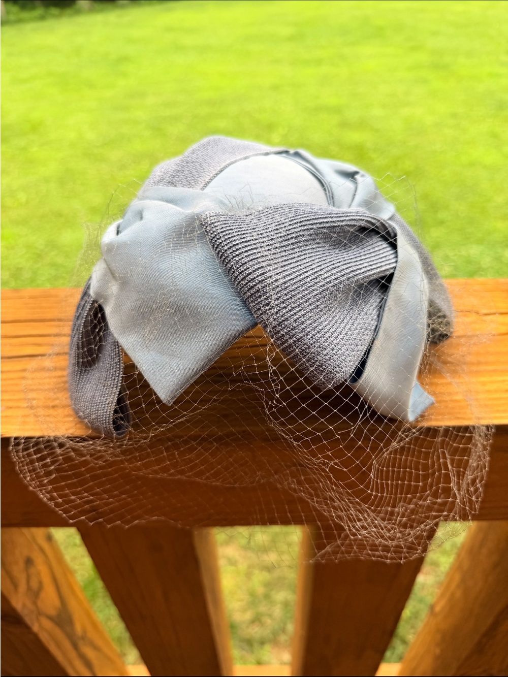 Elegant Gray Veiled Headband - Women Accessories